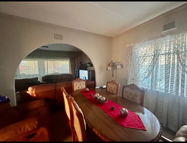 4 BEDROOM HOUSE FOR SALE IN VANDERBIJLPARK SW 1